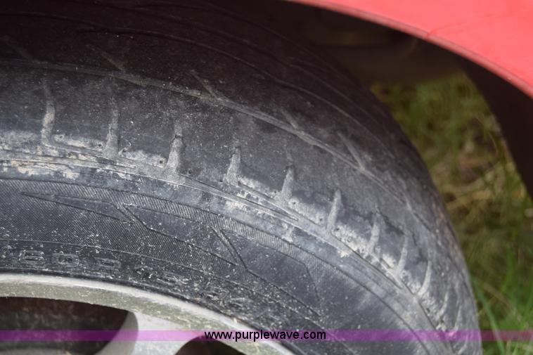 image for item J8026 2000 Plymouth Neon