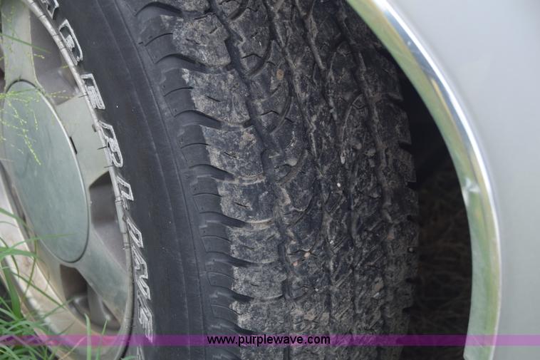 image for item J8029 1989 Chevrolet 1500 pickup truck