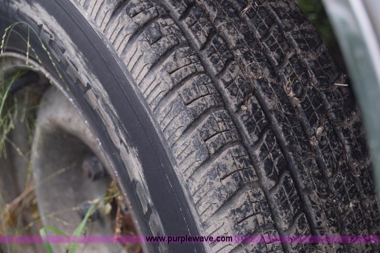 image for item J8029 1989 Chevrolet 1500 pickup truck