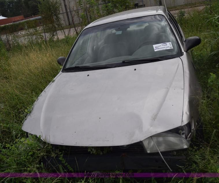 image for item J8032 1999 Toyota Corolla