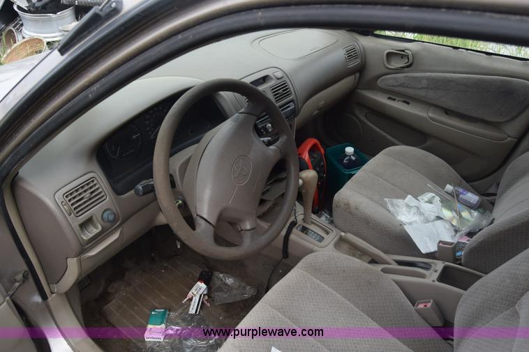 image for item J8032 1999 Toyota Corolla