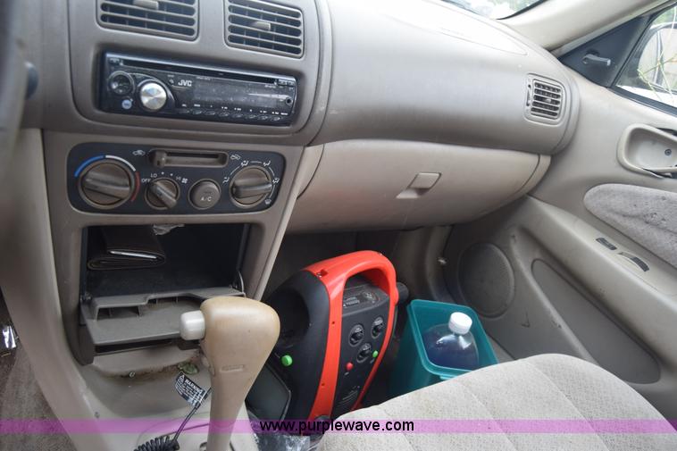 image for item J8032 1999 Toyota Corolla