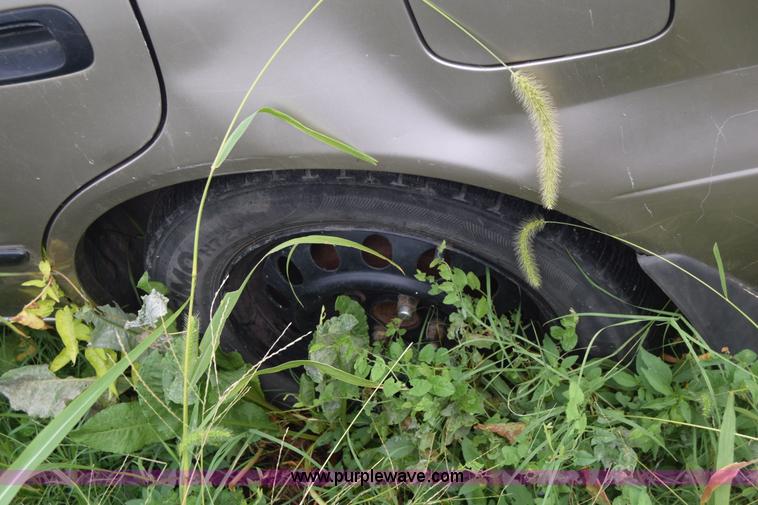 image for item J8032 1999 Toyota Corolla