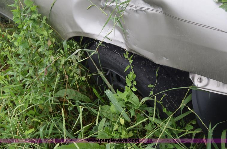 image for item J8032 1999 Toyota Corolla