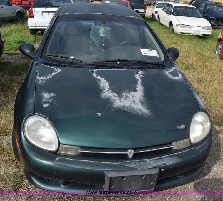 image for item J8033 2000 Plymouth Neon