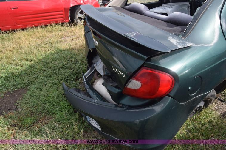 image for item J8033 2000 Plymouth Neon