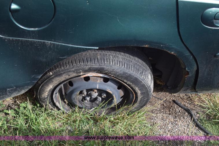 image for item J8033 2000 Plymouth Neon