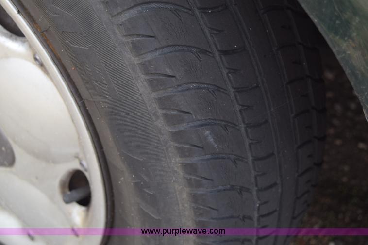 image for item J8033 2000 Plymouth Neon