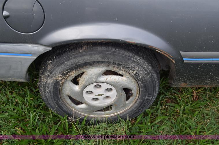 image for item J8034 1991 Chevrolet Cavalier