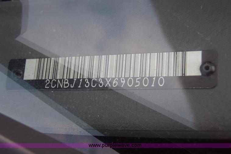 image for item J8035 1999 Chevrolet Tracker SUV