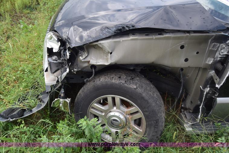 image for item J8036 2003 Mercury Mountaineer SUV