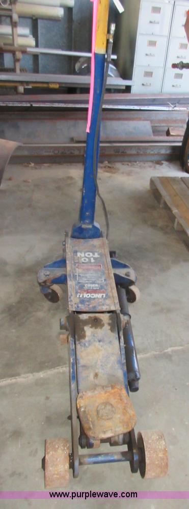 image for item BB9213 1990 Lincoln 93662 floor jack