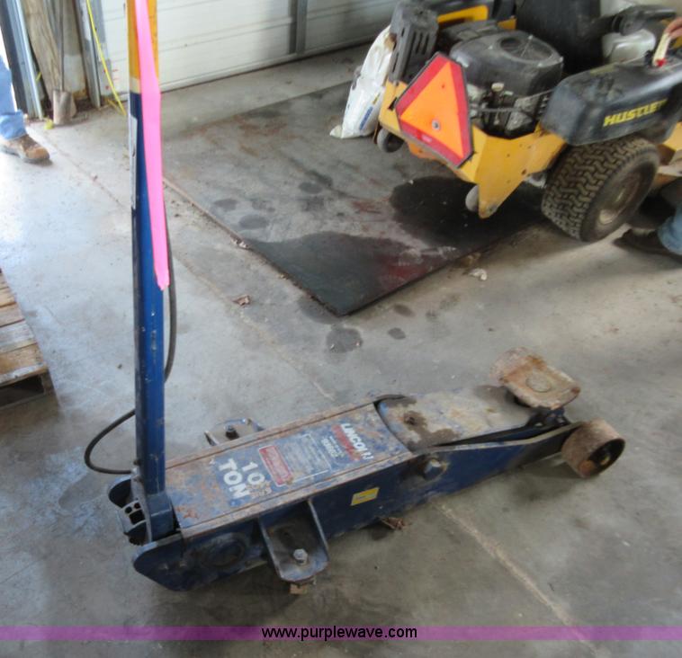 image for item BB9213 1990 Lincoln 93662 floor jack