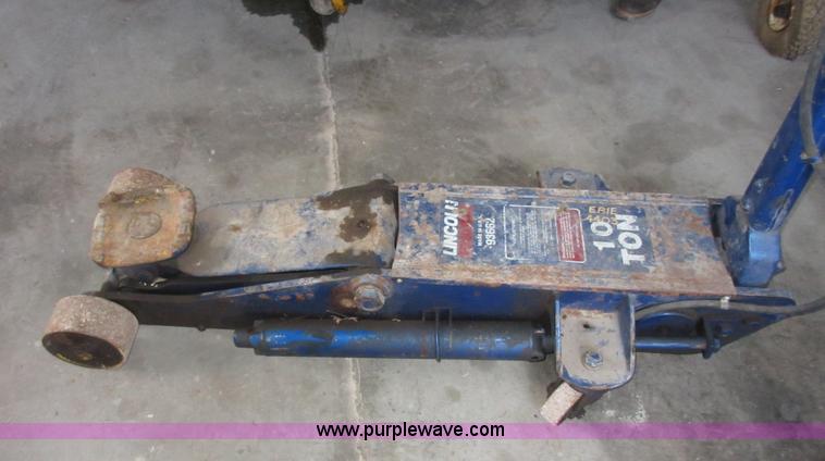 image for item BB9213 1990 Lincoln 93662 floor jack