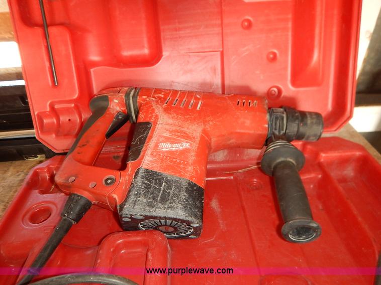 image for item BH9752 Milwaukee 5321-21 rotary hammer drill