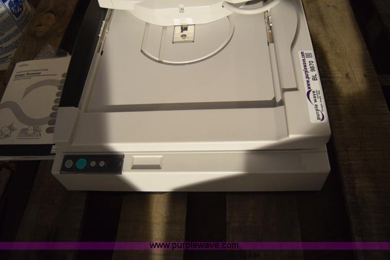 image for item BL9870 Fijitsu FI-6770 image scanner