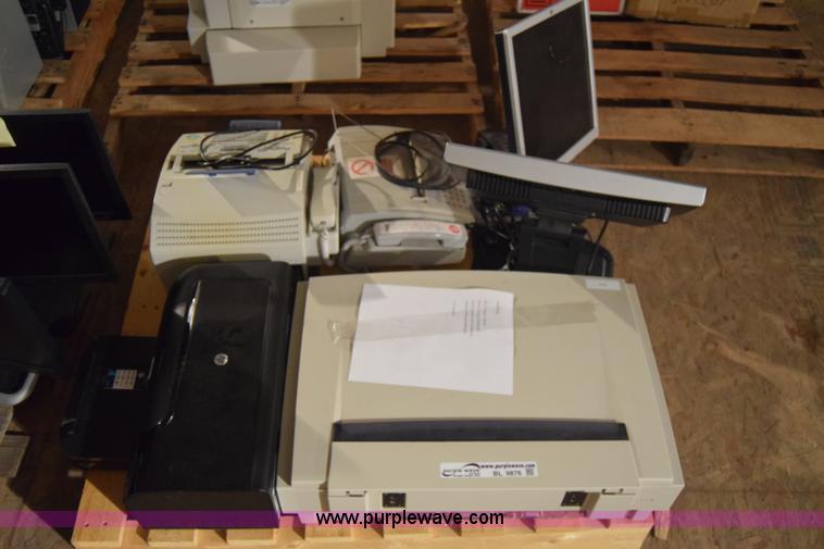 image for item BL9876 Assorted electronics