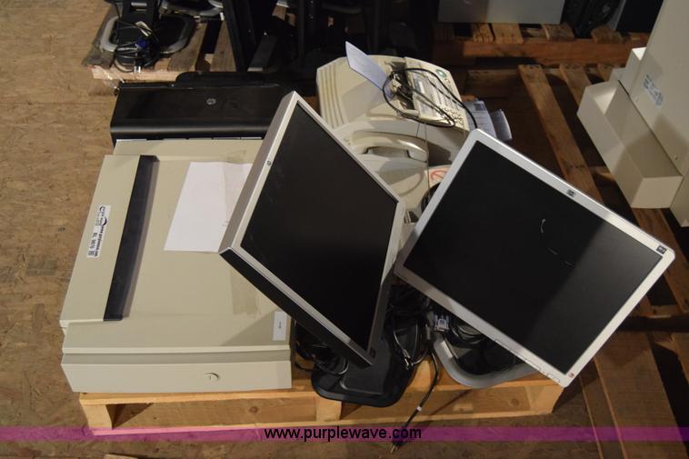 image for item BL9876 Assorted electronics