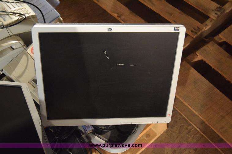 image for item BL9876 Assorted electronics