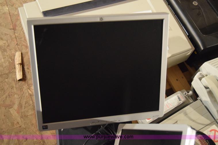 image for item BL9876 Assorted electronics