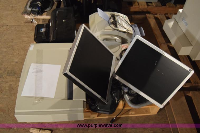image for item BL9876 Assorted electronics