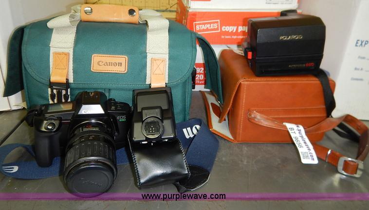 image for item BT9656 Cameras and accessories