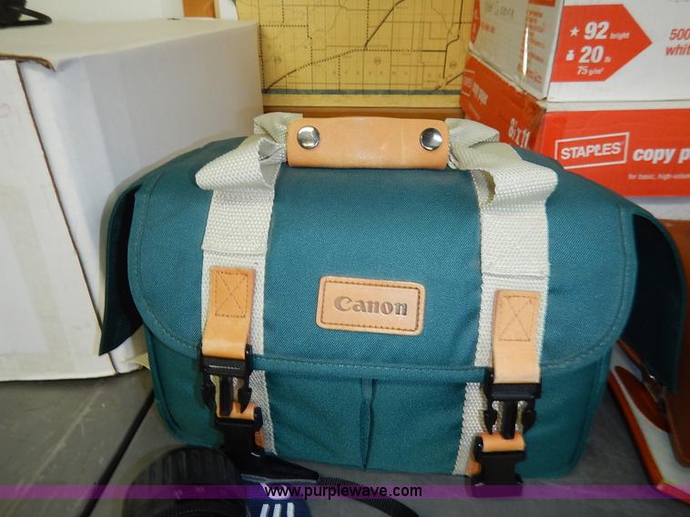 image for item BT9656 Cameras and accessories