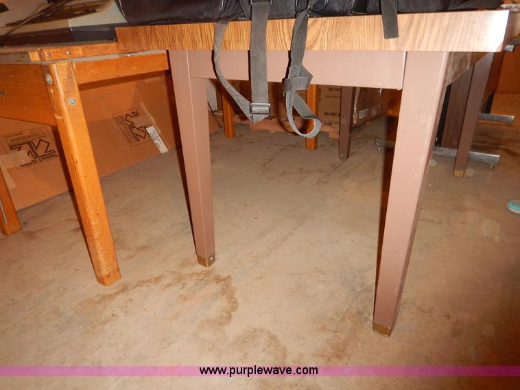 image for item BT9685 (4) tables