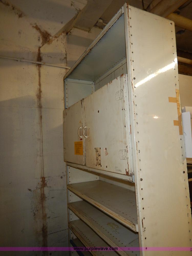 image for item BT9686 Assorted electronics