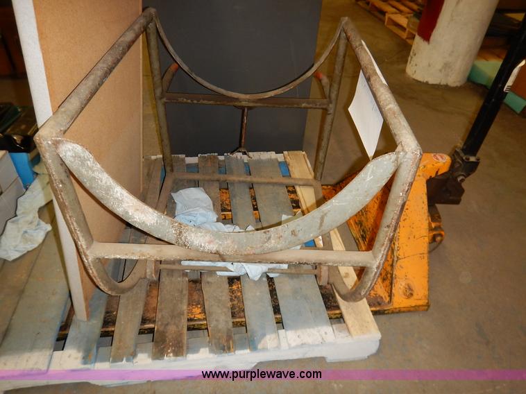 image for item BT9686 Assorted electronics