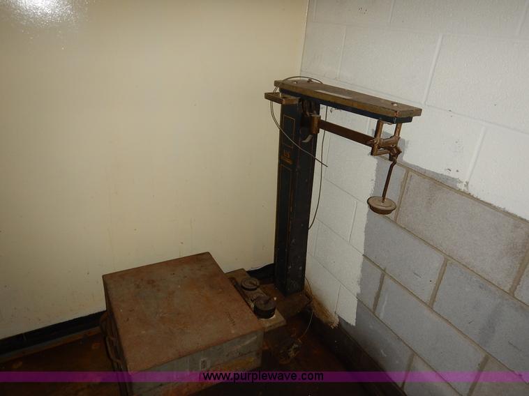 image for item BT9687 (2) scales