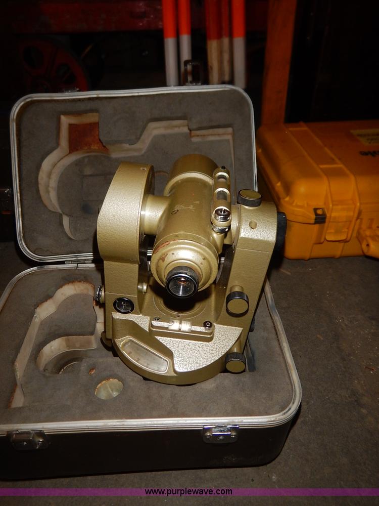 image for item BT9688 Assorted tools