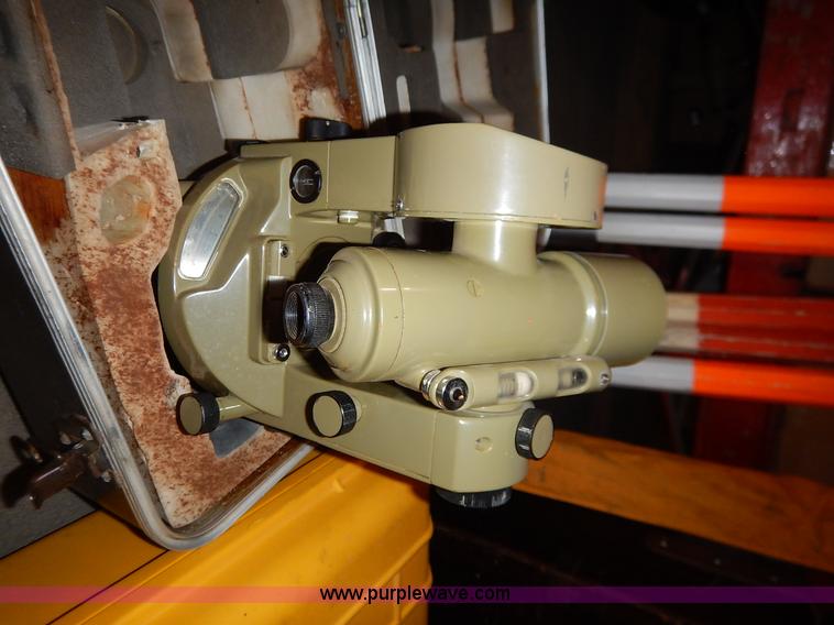 image for item BT9688 Assorted tools