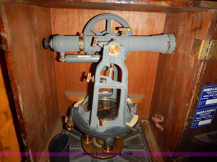 image for item BT9688 Assorted tools