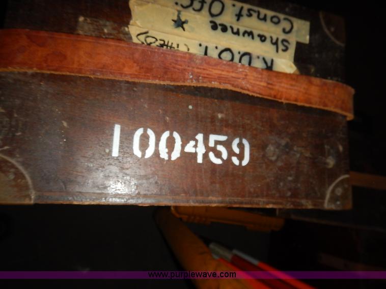 image for item BT9688 Assorted tools