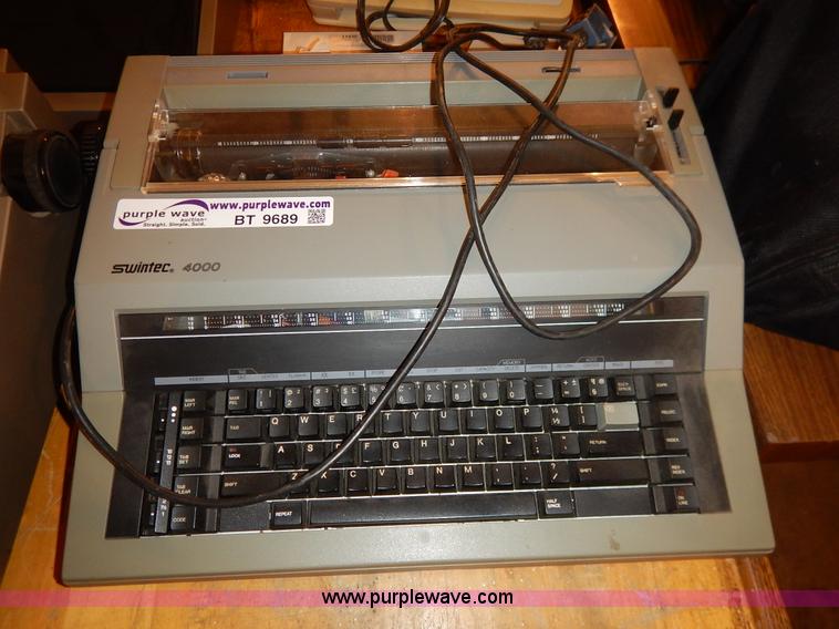 image for item BT9689 Assorted office equipment