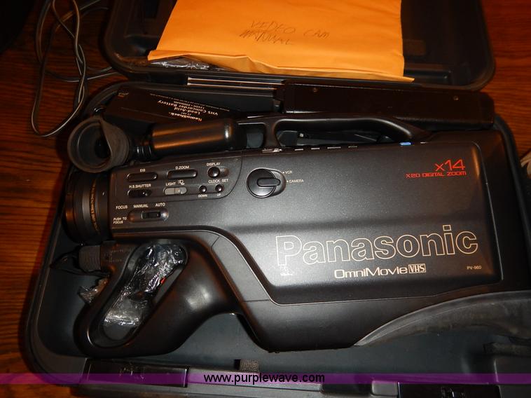 image for item BT9690 Assorted electronics