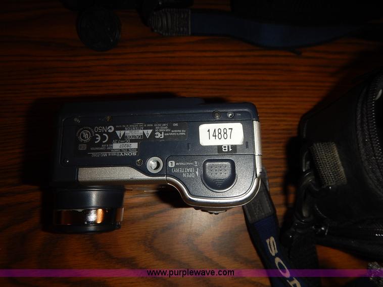 image for item BT9690 Assorted electronics