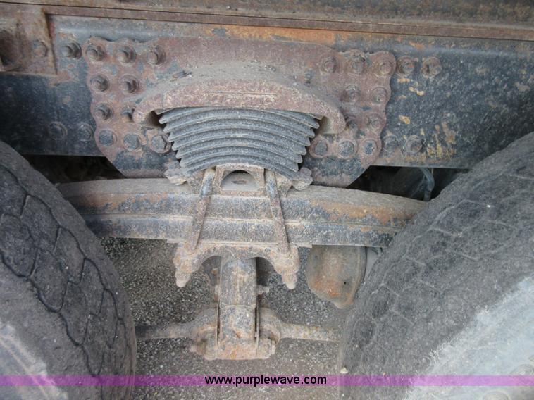 image for item I1948 2001 Sterling LT7500 dump truck