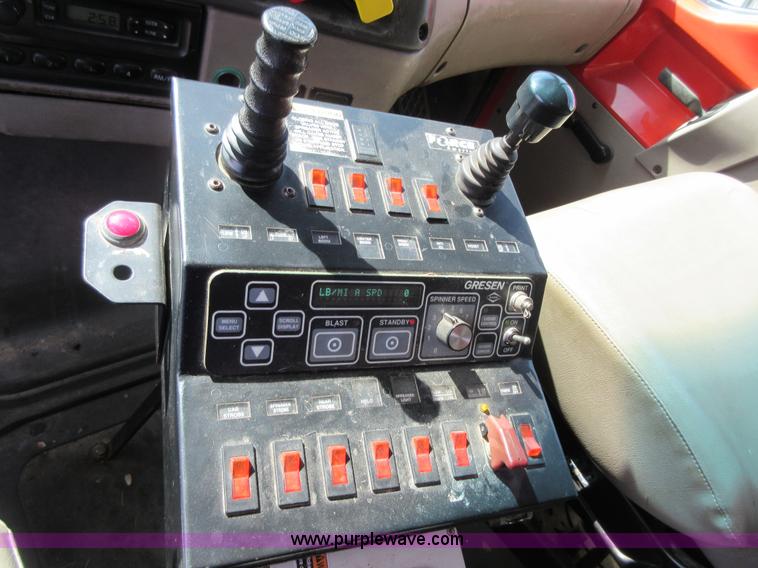 image for item I1948 2001 Sterling LT7500 dump truck