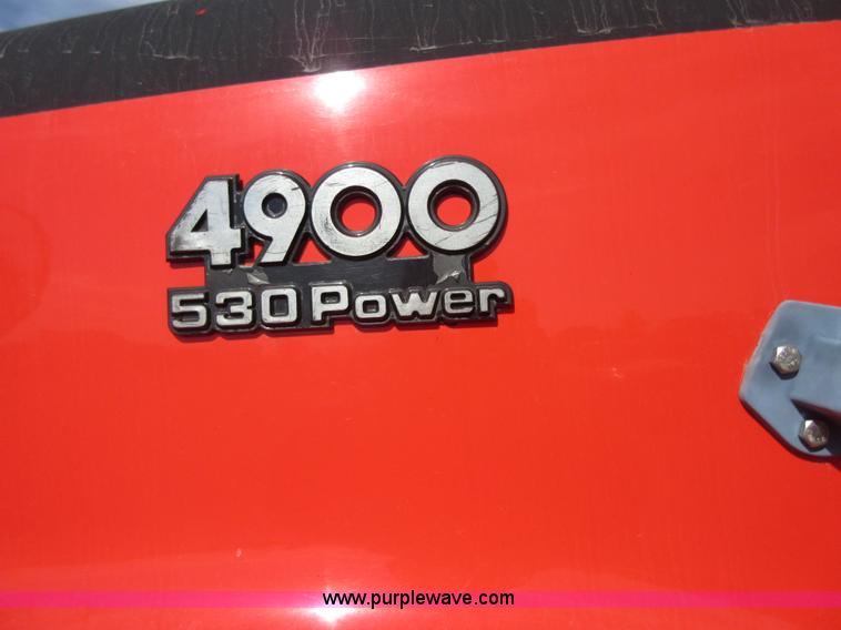 image for item I1949 1999 International 4900 dump truck