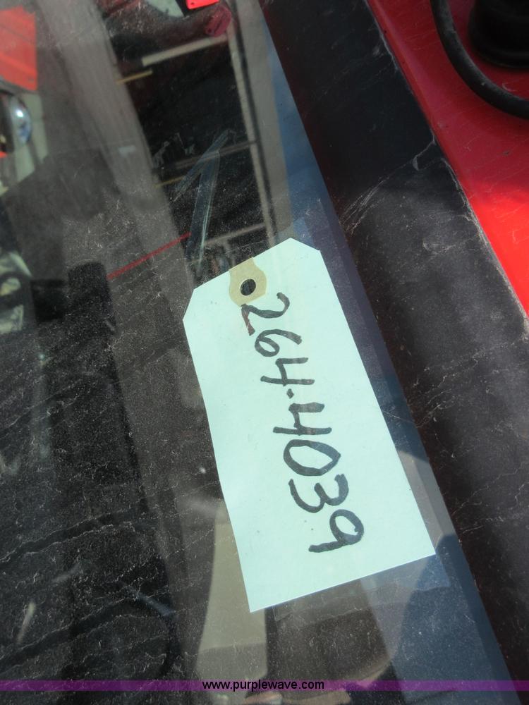 image for item I1949 1999 International 4900 dump truck