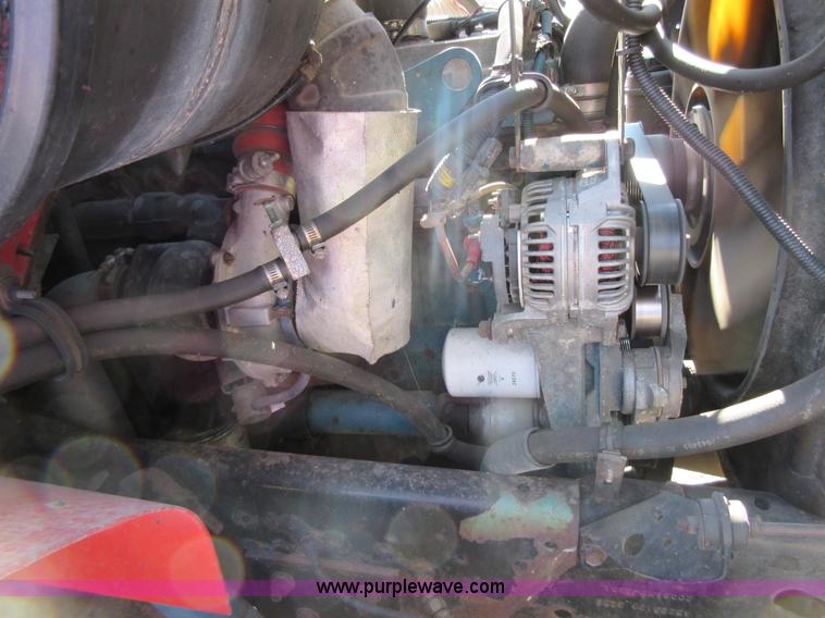 image for item I1954 1999 International 4900 dump truck