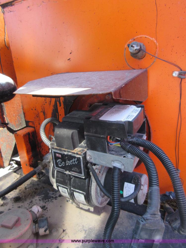 image for item I1957 2009 Stepp SRM10X120 pothole patcher