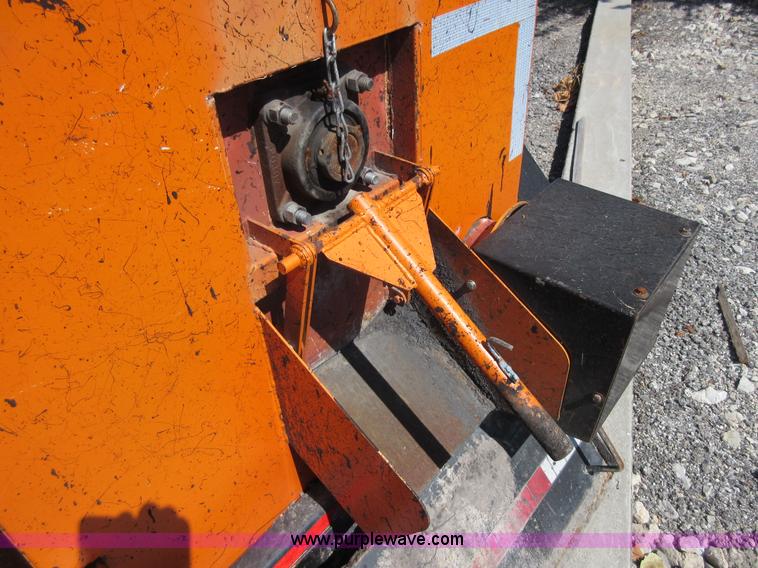 image for item I1957 2009 Stepp SRM10X120 pothole patcher