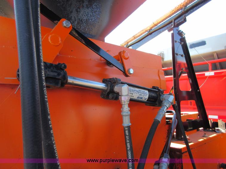 image for item I1957 2009 Stepp SRM10X120 pothole patcher