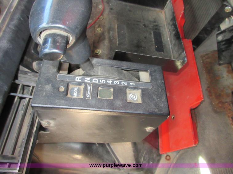 image for item I1958 1999 International 4900 dump truck