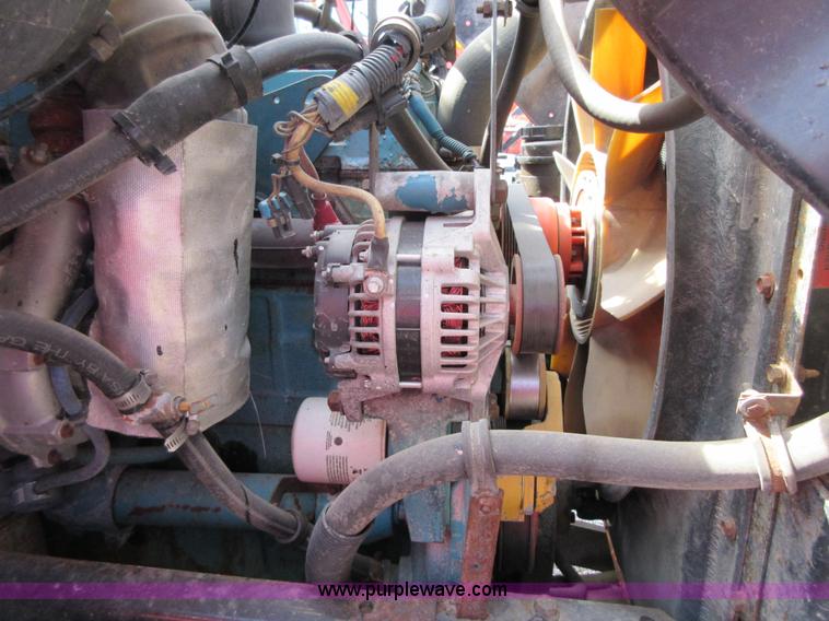 image for item I1959 1999 International 4900 dump truck