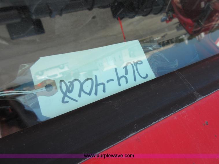 image for item I1959 1999 International 4900 dump truck