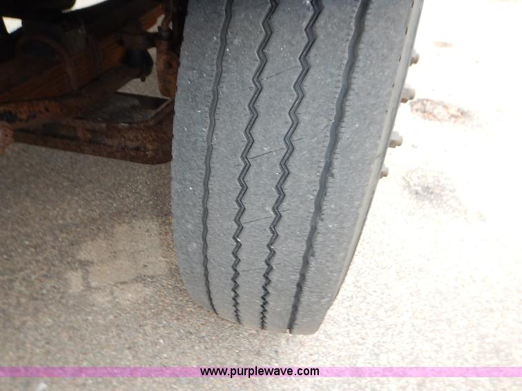 image for item K1664 2001 Sterling LP7500 dump truck